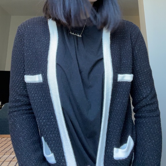 Classic Ann Taylor Cardigan - Picture 3 of 7